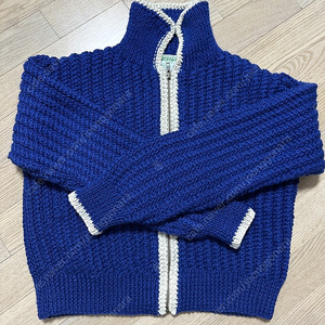 Urbanic30 얼바닉30 Scottish Cardigan by Inverallan 니트 가디건