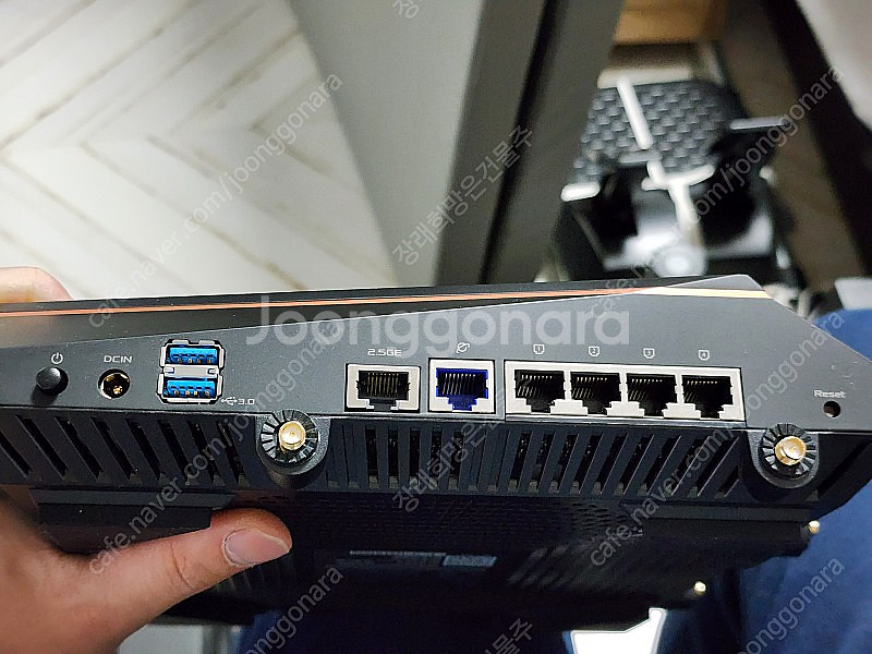 ASUS 공유기 GT-AX11000 팝니다--2