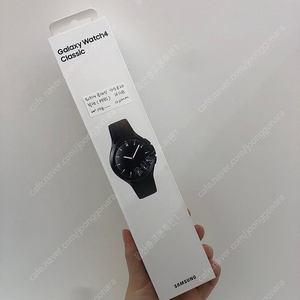 105820 미개봉 갤럭시워치4클래식 블랙 42MM 판매합니다