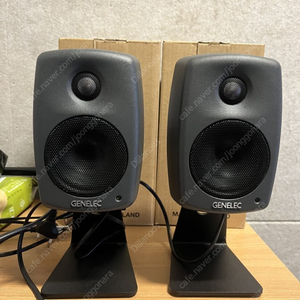 Genelec 8010a + Genelec 8010-320B 제네렉 8010팝니다