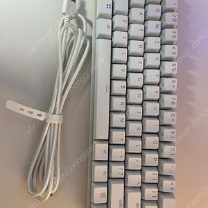 레이저 헌츠맨 미니 적축 화이트 + 블랙키캡세트 + 팜래스트 일괄 팝니다.