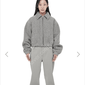 마뗑킴 Matin Kim tweed short jumper in ivory