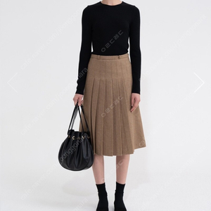 (가격인하) 레드벨벳 조이 착용 - 얼바닉30 urbanic30 pleated midi skirt by lovat s사이즈 팝니다