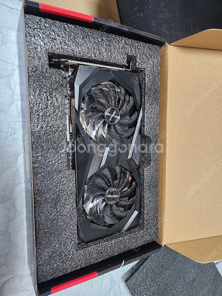 (풀박스 신품급) 라데온 RX 6600 CHALLENGER D D6 8GB 그래픽카드 팝니다.--5