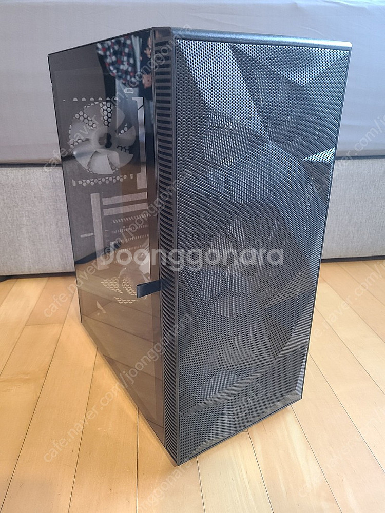 아이구주 VENTI C60 블랙 미들타워 컴퓨터 케이스--1