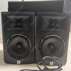 JBL LSR305 1조 판매합니다