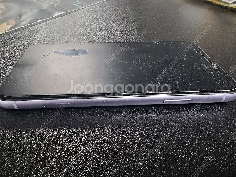 아이폰 11 64g 바이올렛? 보라색 팝니다--6