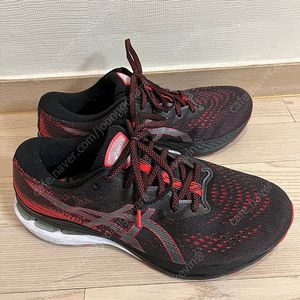 아식스 젤카야노28 (발볼4E) 265사이즈