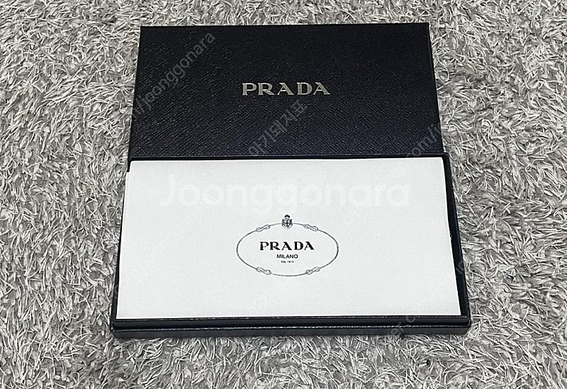 (1회 착용 새상품) 프라다 사피아노 볼로타이--1