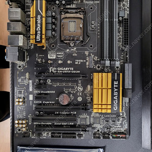 메인보드 GIGABYTE Z97X-UD3H rev1.1 팝니다 부산