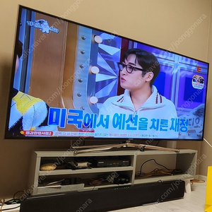 삼성 55인치 스마트 TV 팝니다.