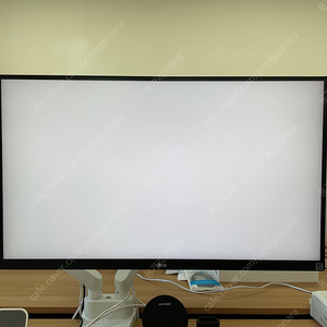 LG 27UP850 4K 27인치 모니터 판매합니다.