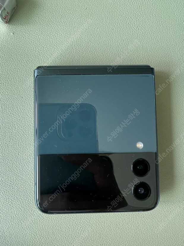 삼성 갤럭시 플립3 그린 올갈이 폰 팝니다.--0