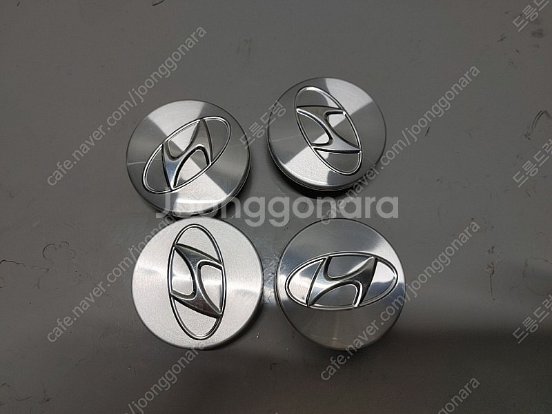 현대휠캡 4개--0