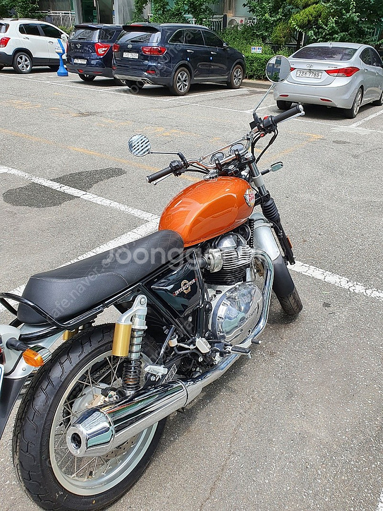 로얄엔필드 인터셉터 650 팝니다 21년식 2000km--3