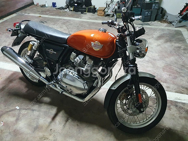 로얄엔필드 인터셉터 650 팝니다 21년식 2000km--7