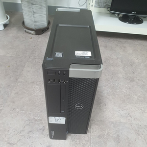 [판매] 델 5810/XEON E5-1620 V3 3.5G/16G/SSD512G+HDD2TB 중고 서버 2대 팔아요