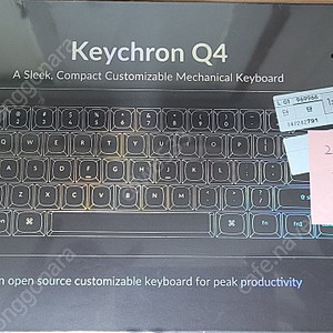 Keychron Q4 블랙 알루미늄 커스텀 (적축)