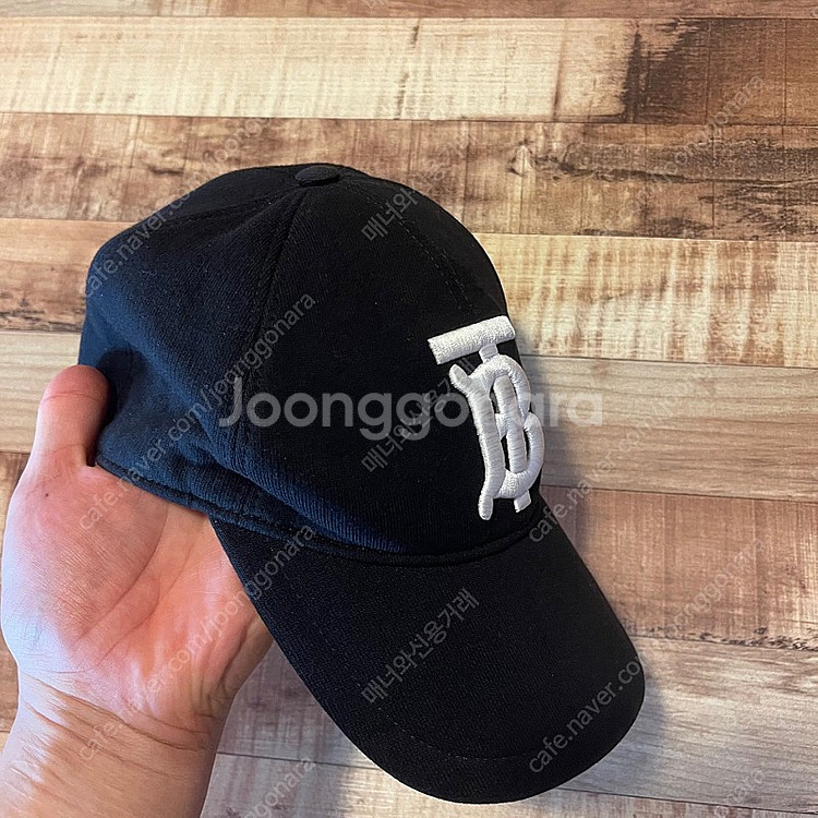 버버리 볼캡 L 사이즈 판매 합니다.........모자...--0