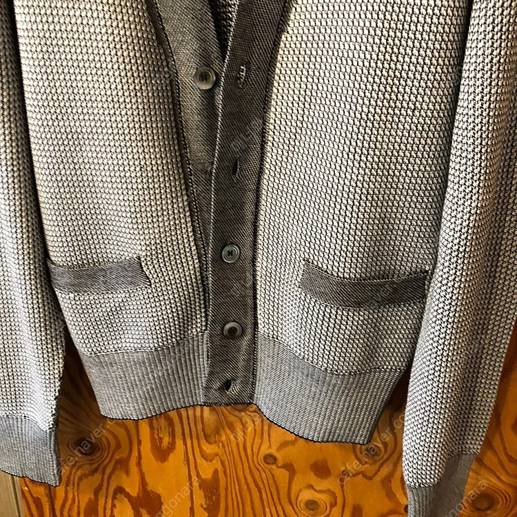 톰포드 컬러블록 패턴 가디건 판매합니다.....샤넬,톰브라운,아크네 이미지