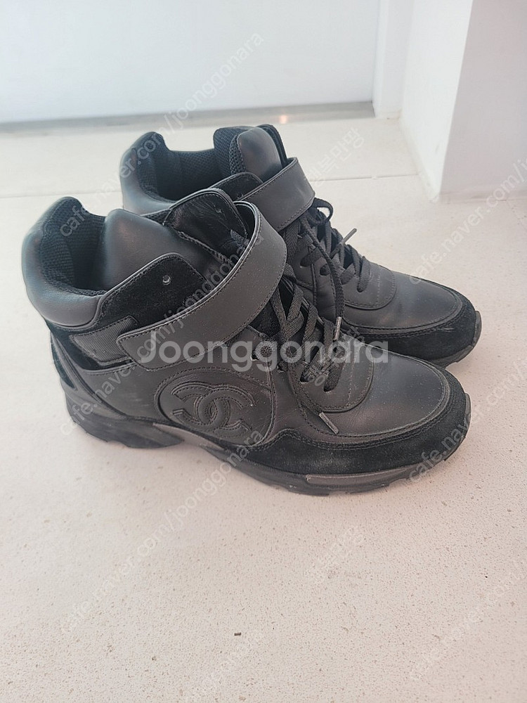 샤넬 블랙운동화 240--2