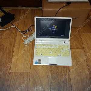 [올드컴]아수스(ASUS) EEE PC 4G 초미니 넷북 (진짜 작고 귀여움)(소품용)(장식용)(실사용가능)