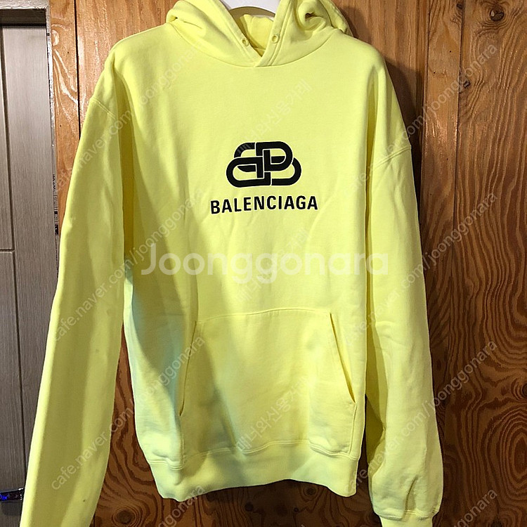 발렌시아가 BB 후드 정품 판매합니다...니트,맨투맨,몽클레어,버버리--0