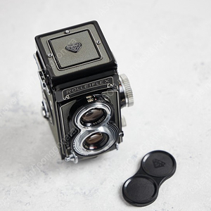 롤라이플렉스 3.5T 그레이 판매합니다