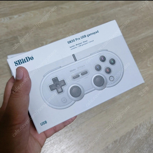 8bitdo sn30 pro 유선 조이패드 2개 팝니다.