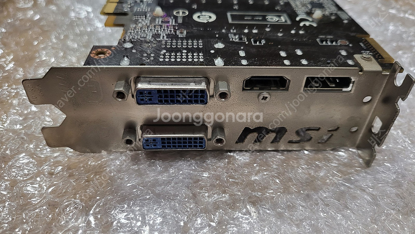 HD6850 그래픽카드 팝니다.--3