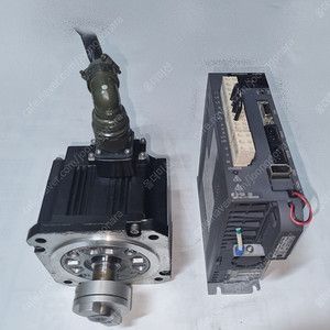 미쯔비시 Mitsubishi MR-J3-100B(GA)+ HF-SP102 Servo Drive Moter 서보모터 드라이버 세트(재고2세트)