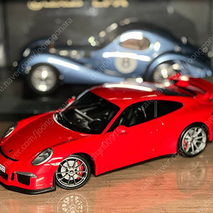 1:18 Minichamps Porsche 911 GT3 Red