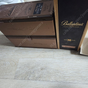 발렌타인30년 캐스크에디션 케이스