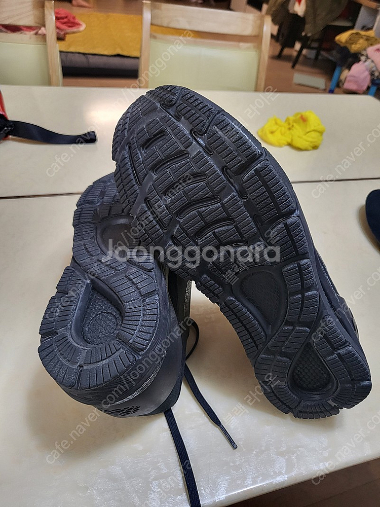 언더아머 운동화 280--2