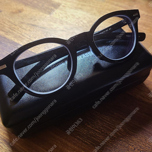 1.9만원) 무신사 2cube sunglasses 뿔테안경 black 판매합니다