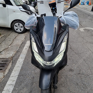 PCX 125 CBS 22년식 판매합니다.