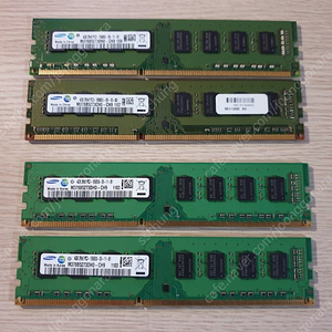 삼성 DDR3 4G DDR3 PC3-10600 팝니다.(2개 : 17,000원 택포)