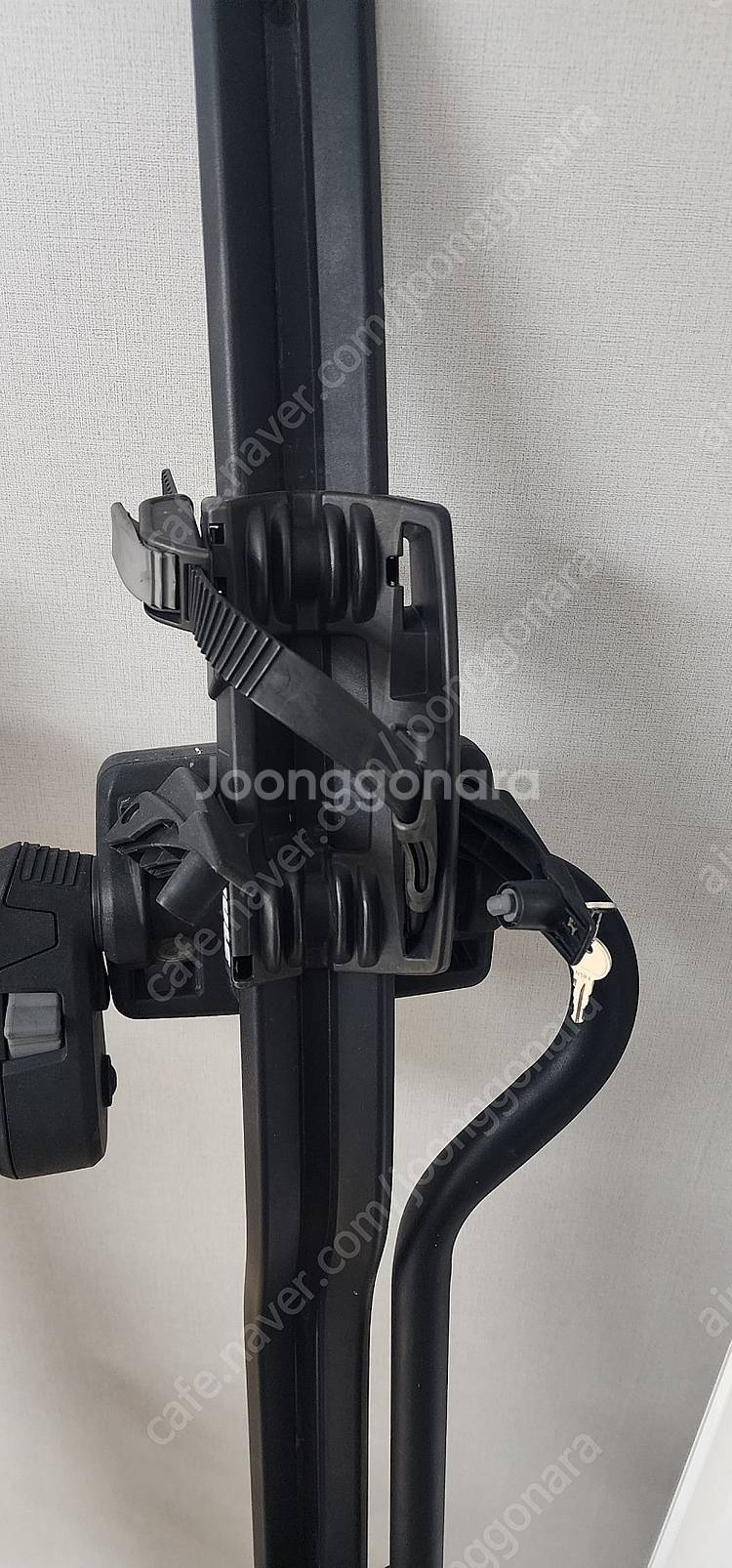 툴레 598 자전거캐리어 판매합니다.--3