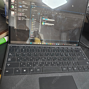 서피스 프로9 i5, 16기가램, 256기가ssd 팝니다! (키보드 펜 포함)