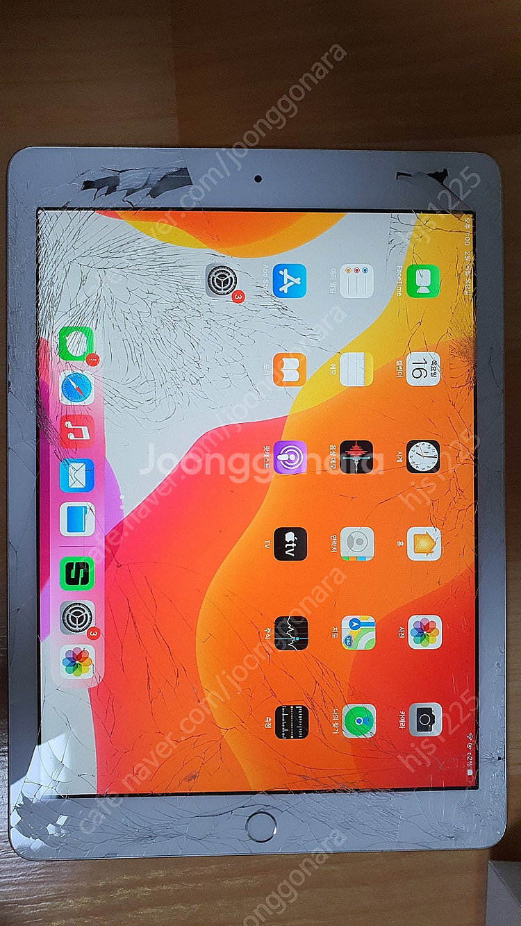 아이패드 6세대 wifi 32g 파손품 팝니다 a189...--1