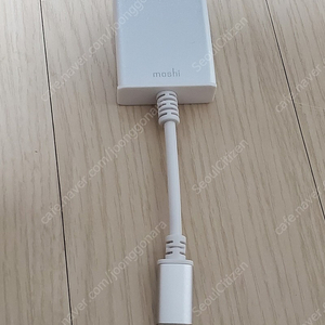 moshi USB-C - HDMI 4K 변환어댑터 판매합니다. (택포 1.5만 원)