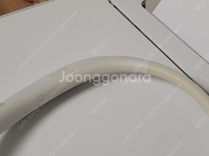 넥밴드스피커 em-w100 판매합니다.--3