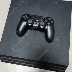 PS4 PRO 플스4 프로(CUH-7017B) 1TB 중고 직거래 - 판교역 (박스 포함)