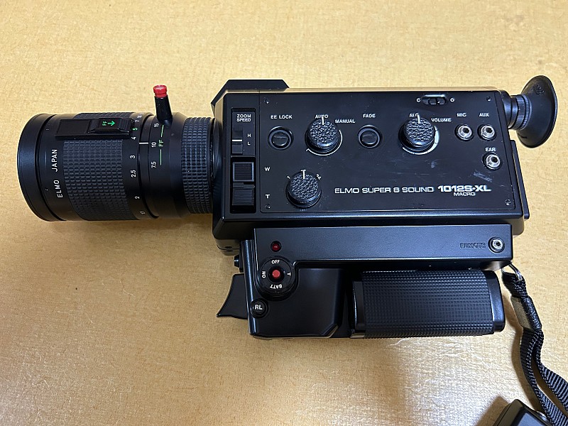 ELMO 8mmフィルムビデオカメラ1012S-XL ELMO 8mmフィルムビデオカメラ1012S-XL