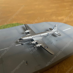 DC-4 1:400 Aero classics