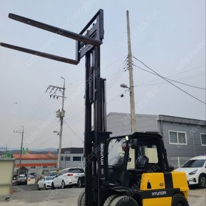 3단 4.5톤 지게차