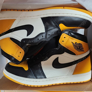 나코택 나이키 조던1 택시 Nike Jordan 1 Retro High OG Taxi 신품 275 판매합니다