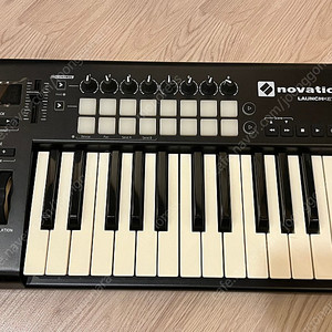 Novation launchkey 25 mk2