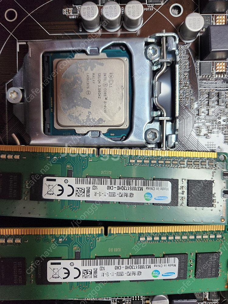 CPU i5-4690 및 램 PC3-12800U 4기가...--0