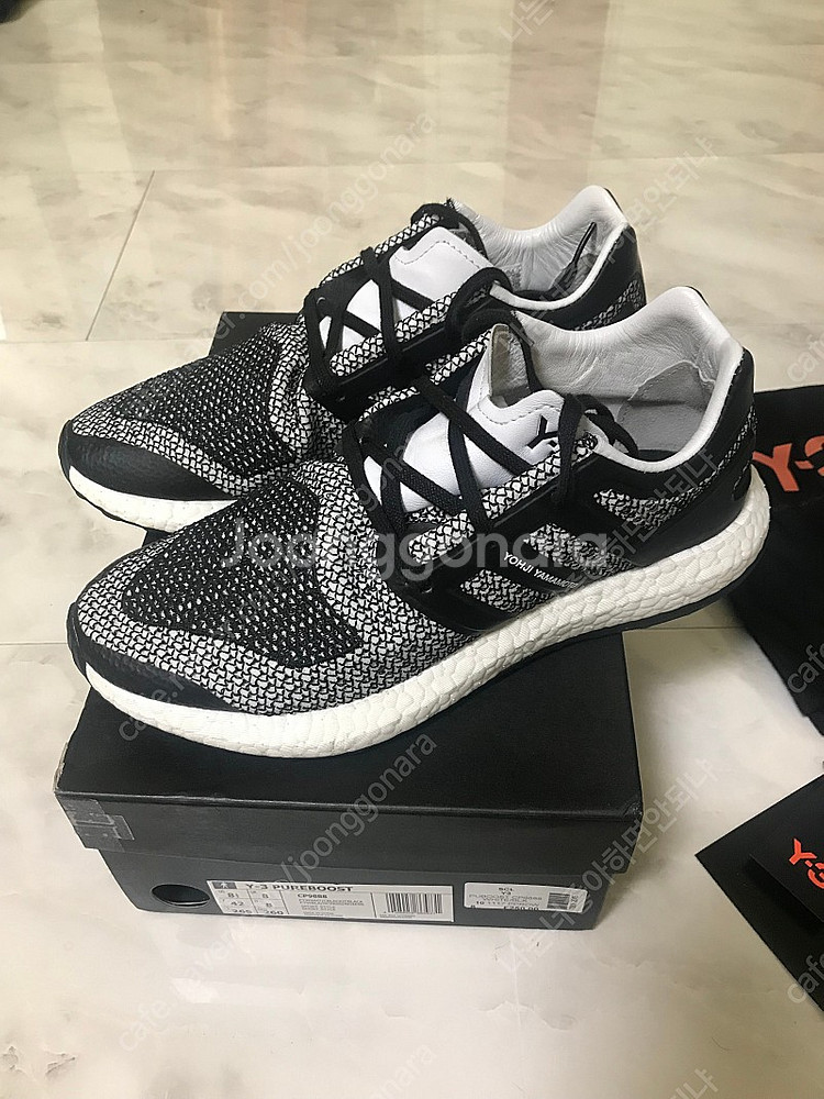 Y-3 퓨어부스트 검흰 265사이즈--1